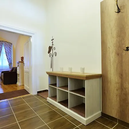 Foter Apartment *