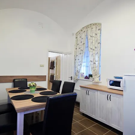 Foter Apartment
